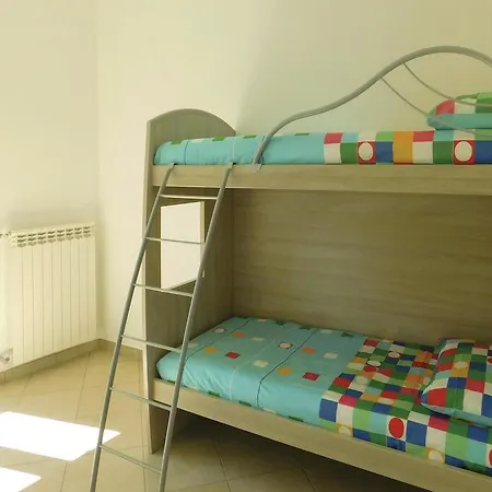 Montegrina Διαμέρισμα *
